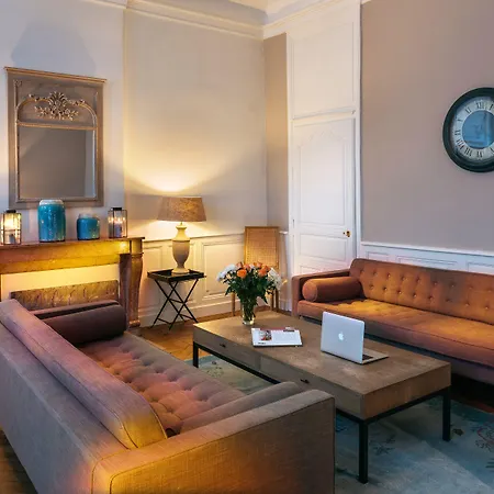 La Maison Des Courtines Apartmán