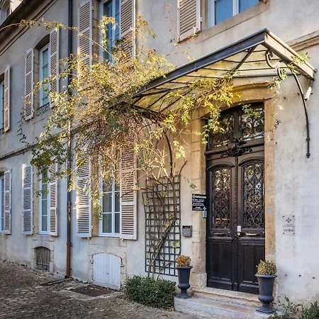 Апартаменты La Maison Des Courtines