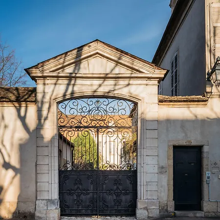 La Maison Des Courtines Beaune (Cote d'Or)