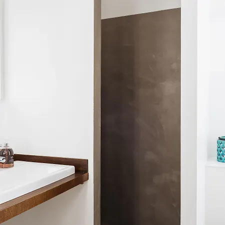 La Maison Des Courtines * Beaune (Cote d'Or)