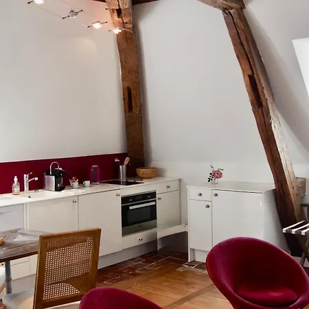 La Maison Des Courtines Beaune (Cote d'Or)