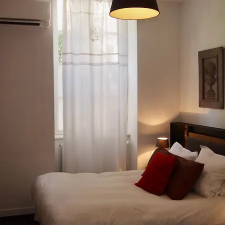 La Maison Des Courtines Апартаменты Бон