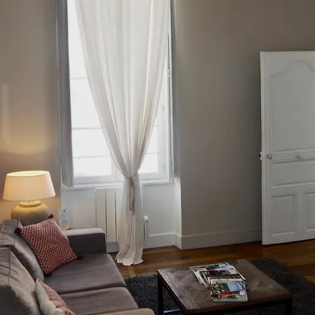 La Maison Des Courtines