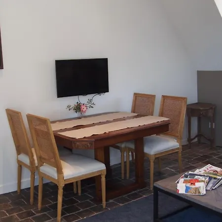 Апартаменты La Maison Des Courtines