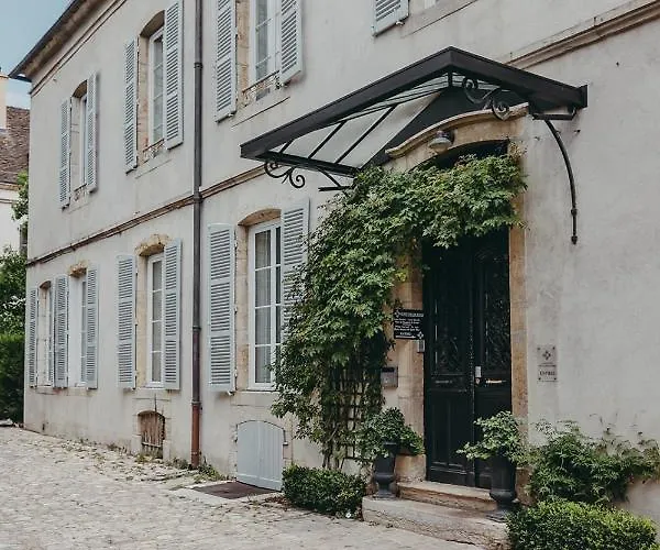 Апартаменти La Maison Des Courtines