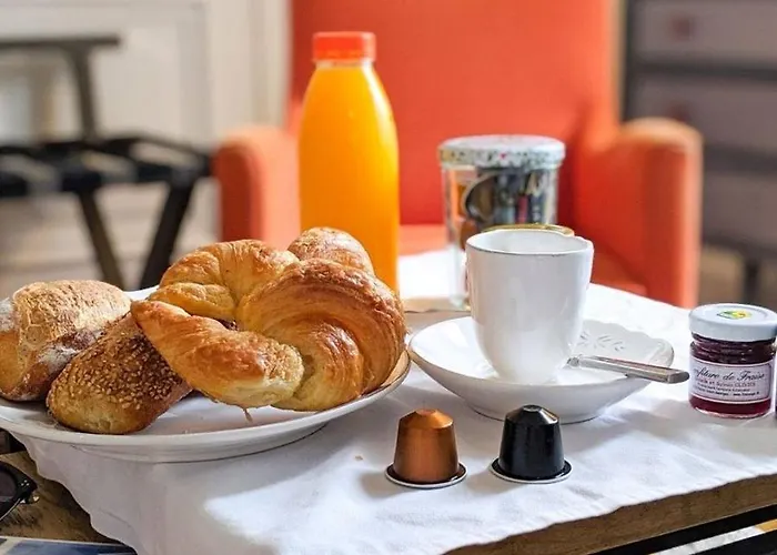 Апартаменти La Maison Des Courtines *